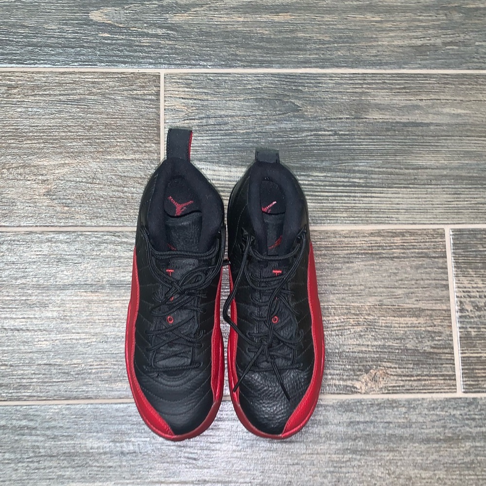 Air Jordan 12 Retro BG Flu - Picture 2 of 7